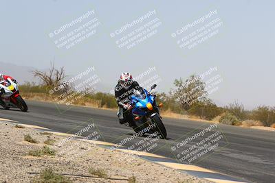 media/Mar-28-2022-Superbike Trackdays (Mon) [[b8603d0f67]]/Open Track Time/Turn 3 Inside/